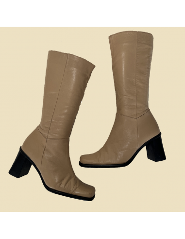 Bottes en cuir beige vanille vintage en linge